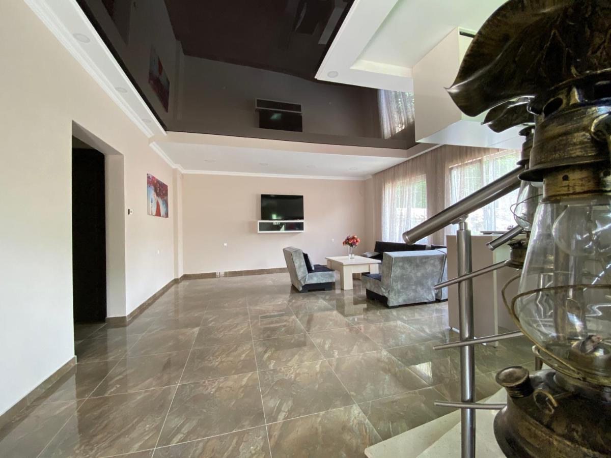Palazzo Hotel Tbilisi Eksteriør billede