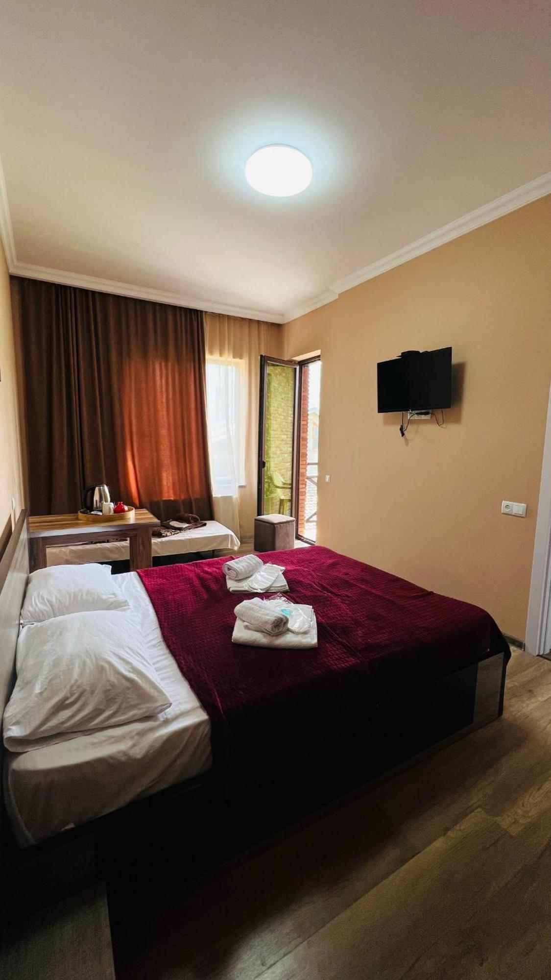 Palazzo Hotel Tbilisi Eksteriør billede