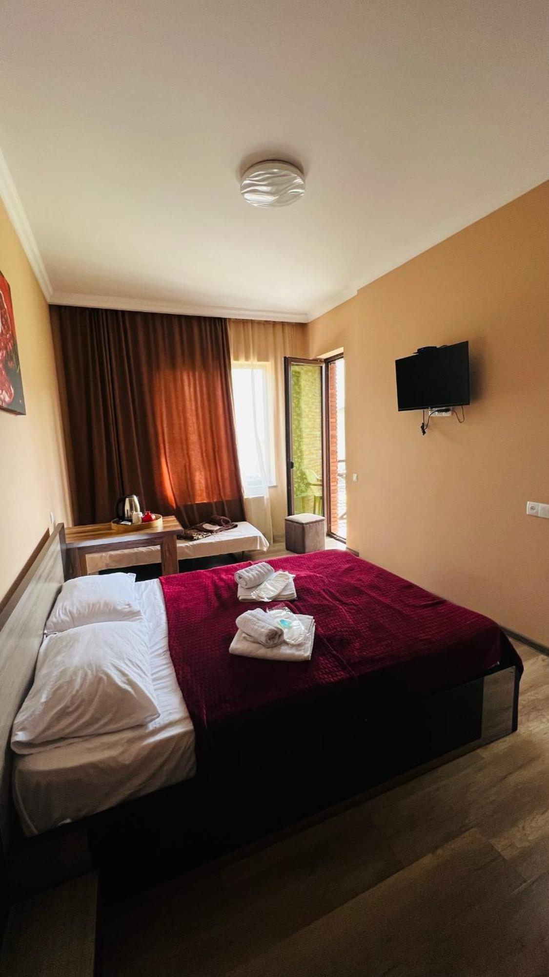 Palazzo Hotel Tbilisi Eksteriør billede